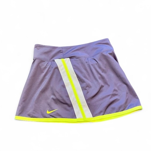 Nike purple Skirt with Yellow Trim and built in shorts size small - Picture 8 of 10